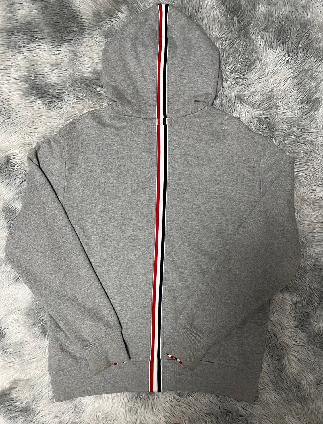 톰브라운 백삼선 후드집업 상품이미지2