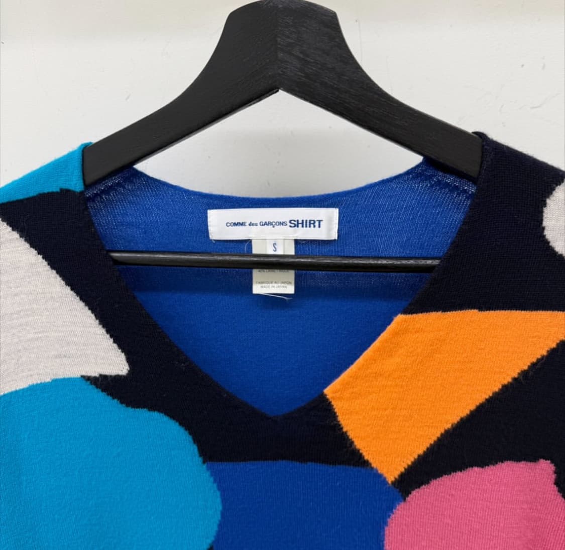 꼼데가르송 셔츠라인 패턴 v넥 니트 상품이미지2