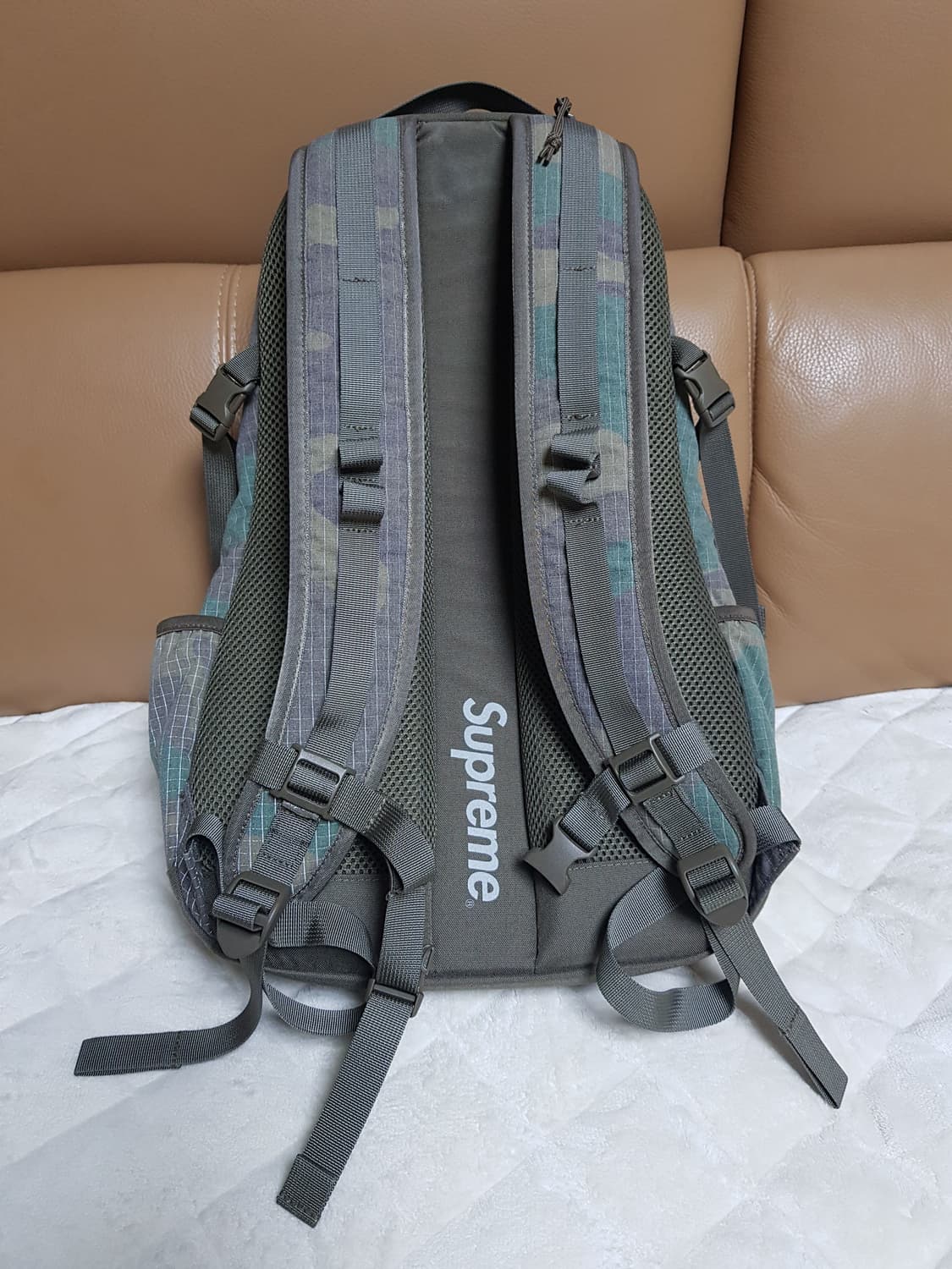 슈프림 백팩 우드랜드 카모 24SS 상품이미지5