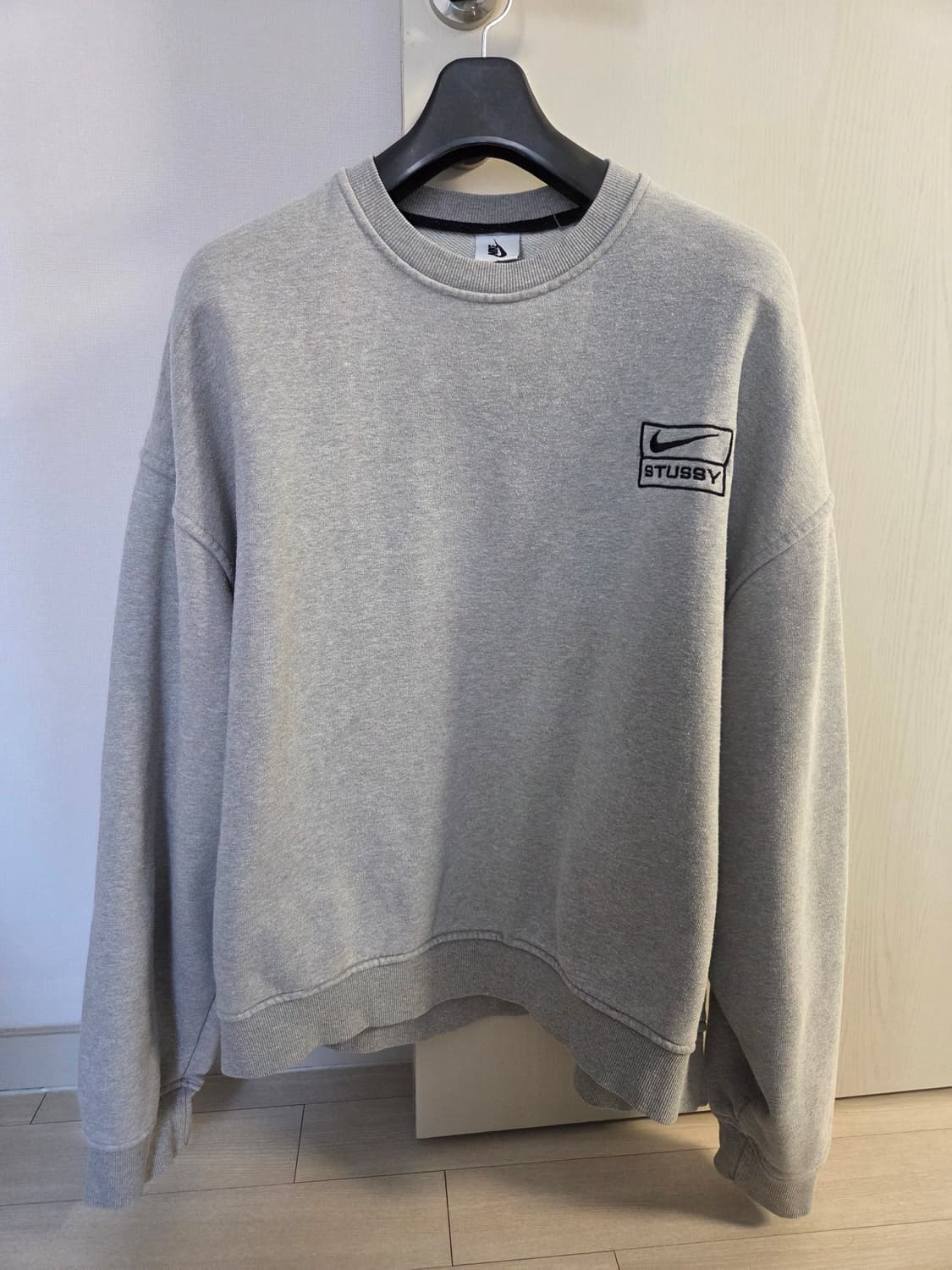 나이키 스투시 맨투맨 라지 상품이미지2