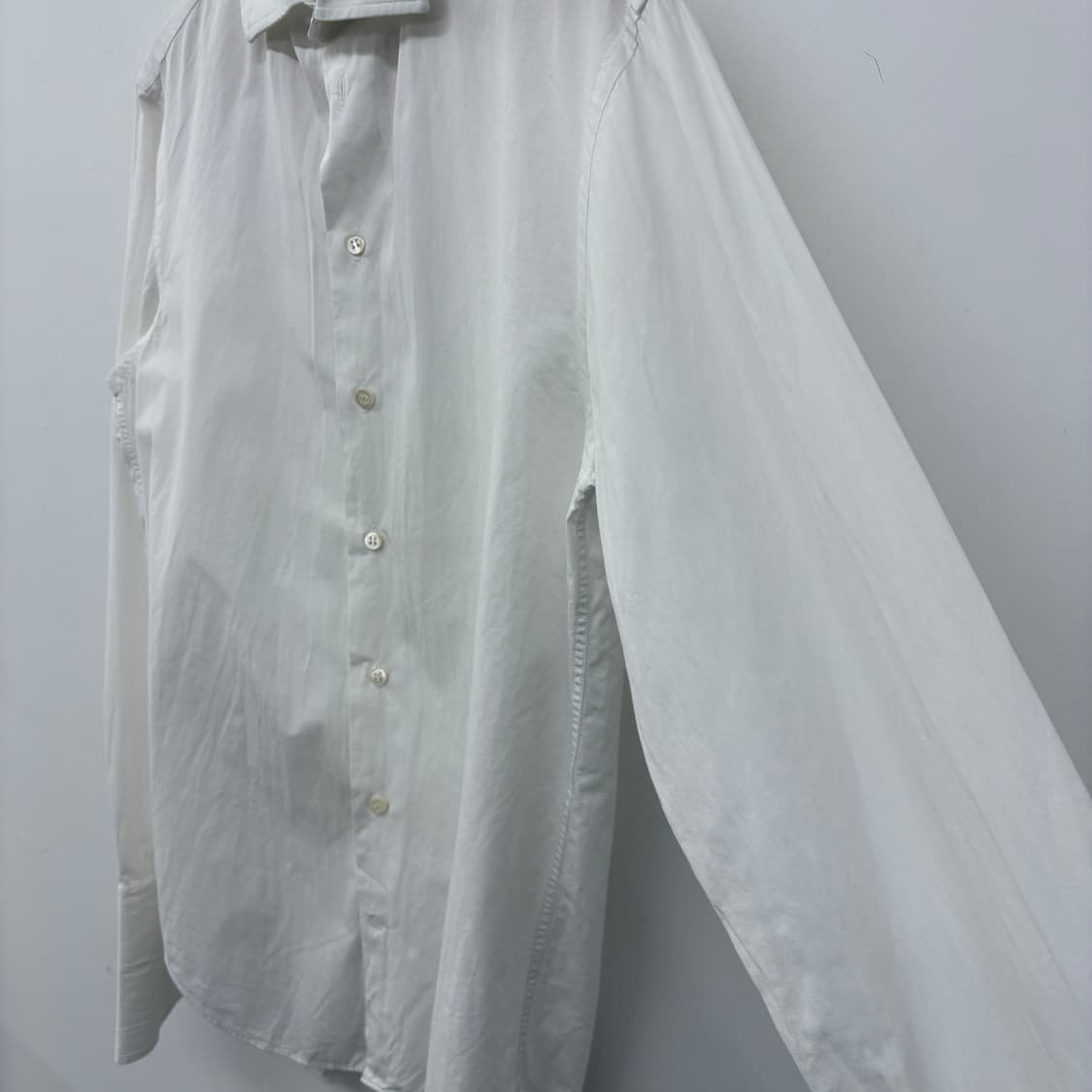 엠포리오 아르마니 화이트 셔츠 남성 M 상품이미지2