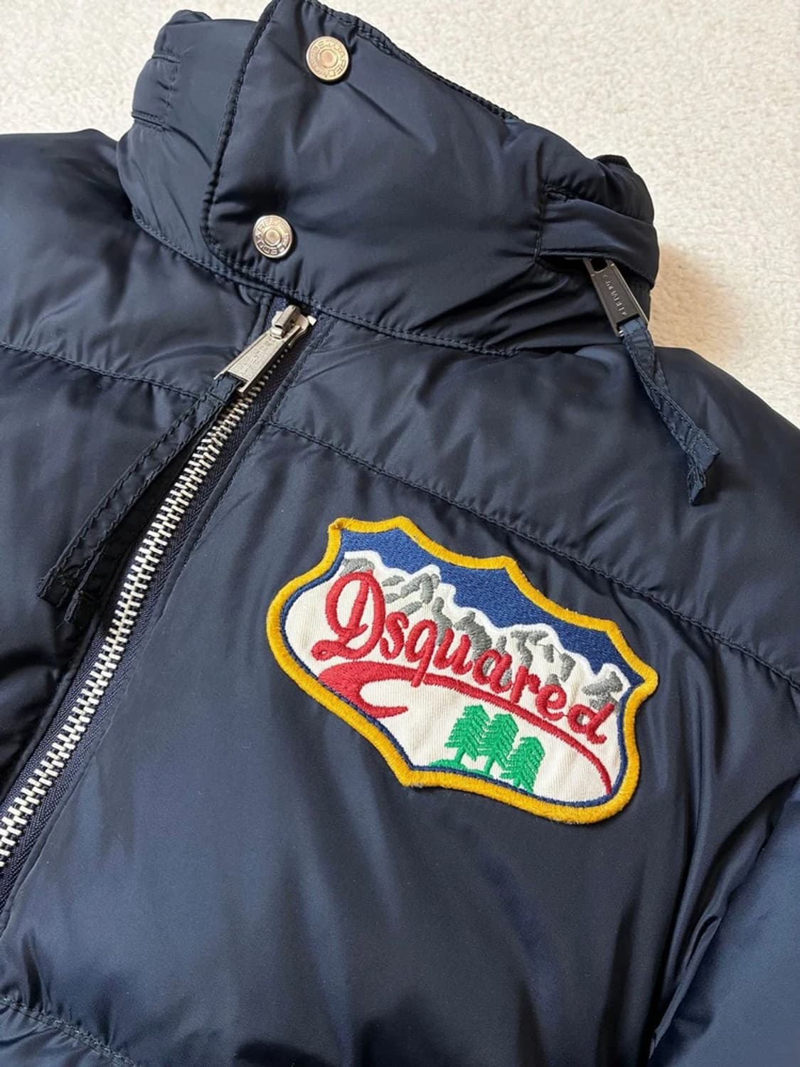 디스퀘어드2 00's Y2K 아카이브 패치 푸퍼 패딩 PN7250 상품이미지3