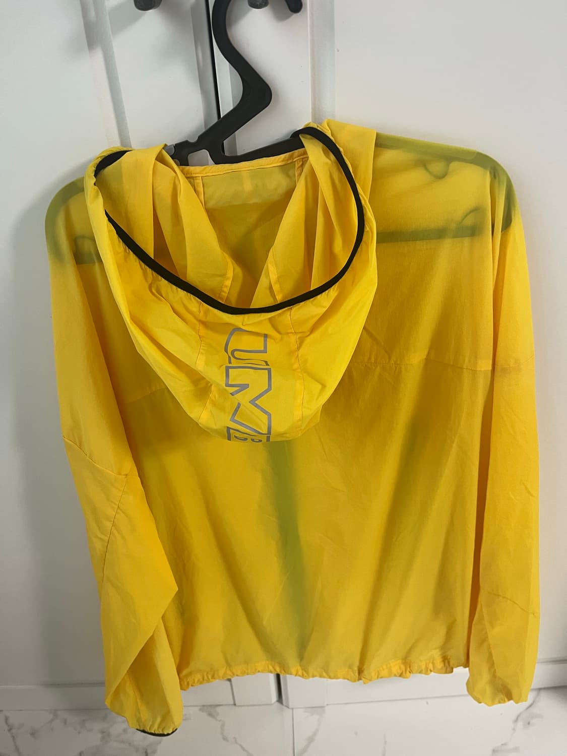 엄브로 옐로우 바람막이 95 상품이미지3