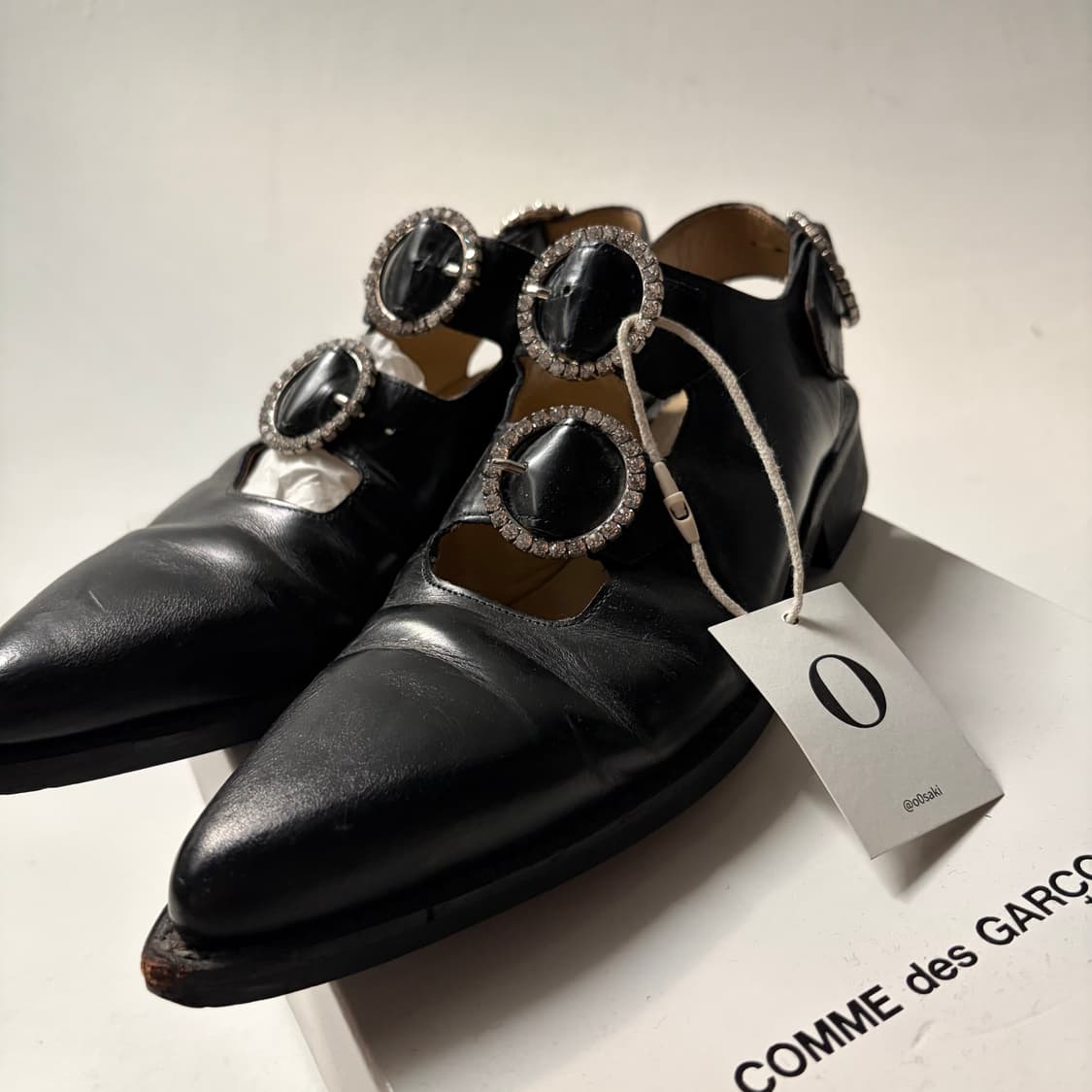 Crystal Buckle Cut-Out Shoes 상품이미지5