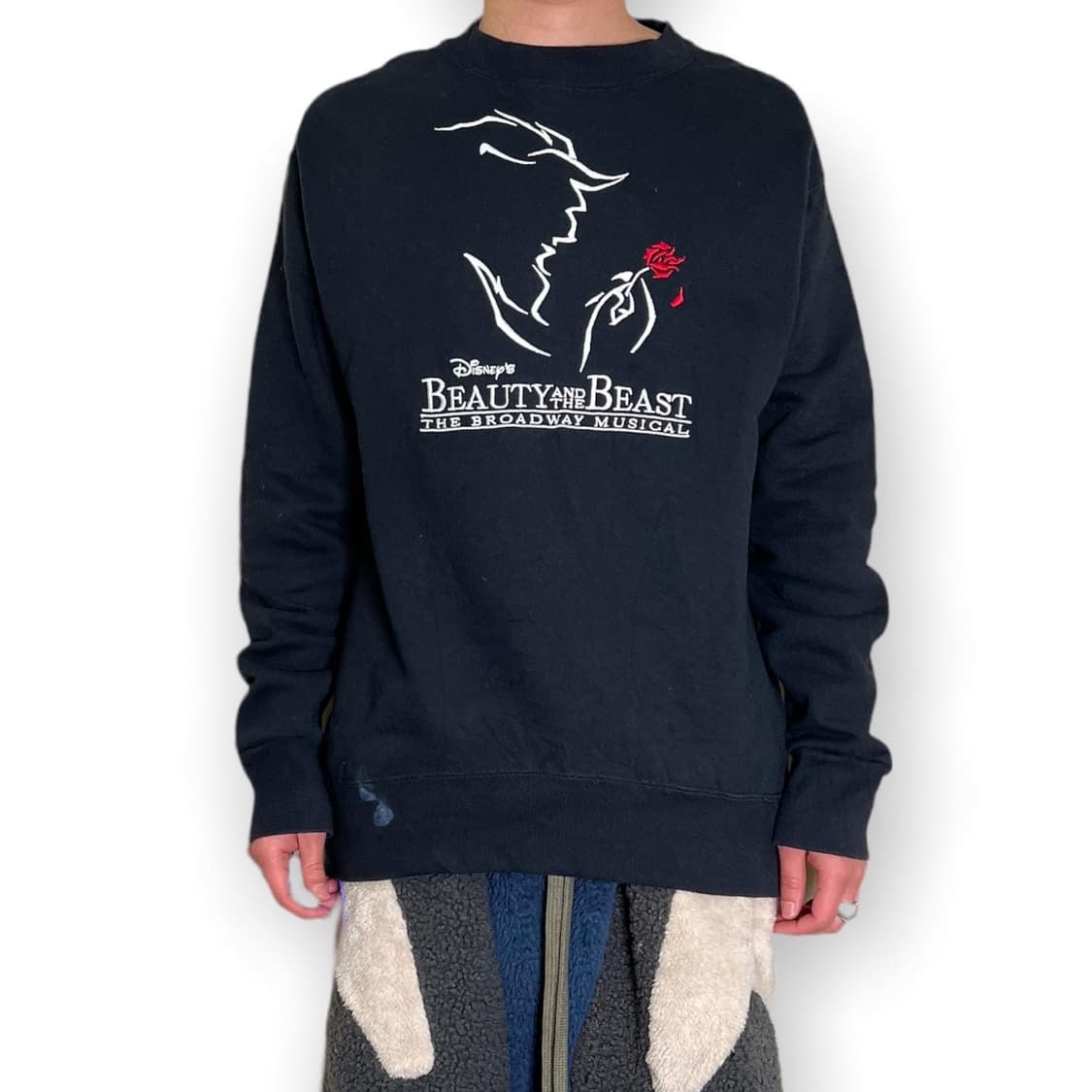90’s 디즈니 미녀와야수 뮤지컬 투어 스웻셔츠 상품이미지2