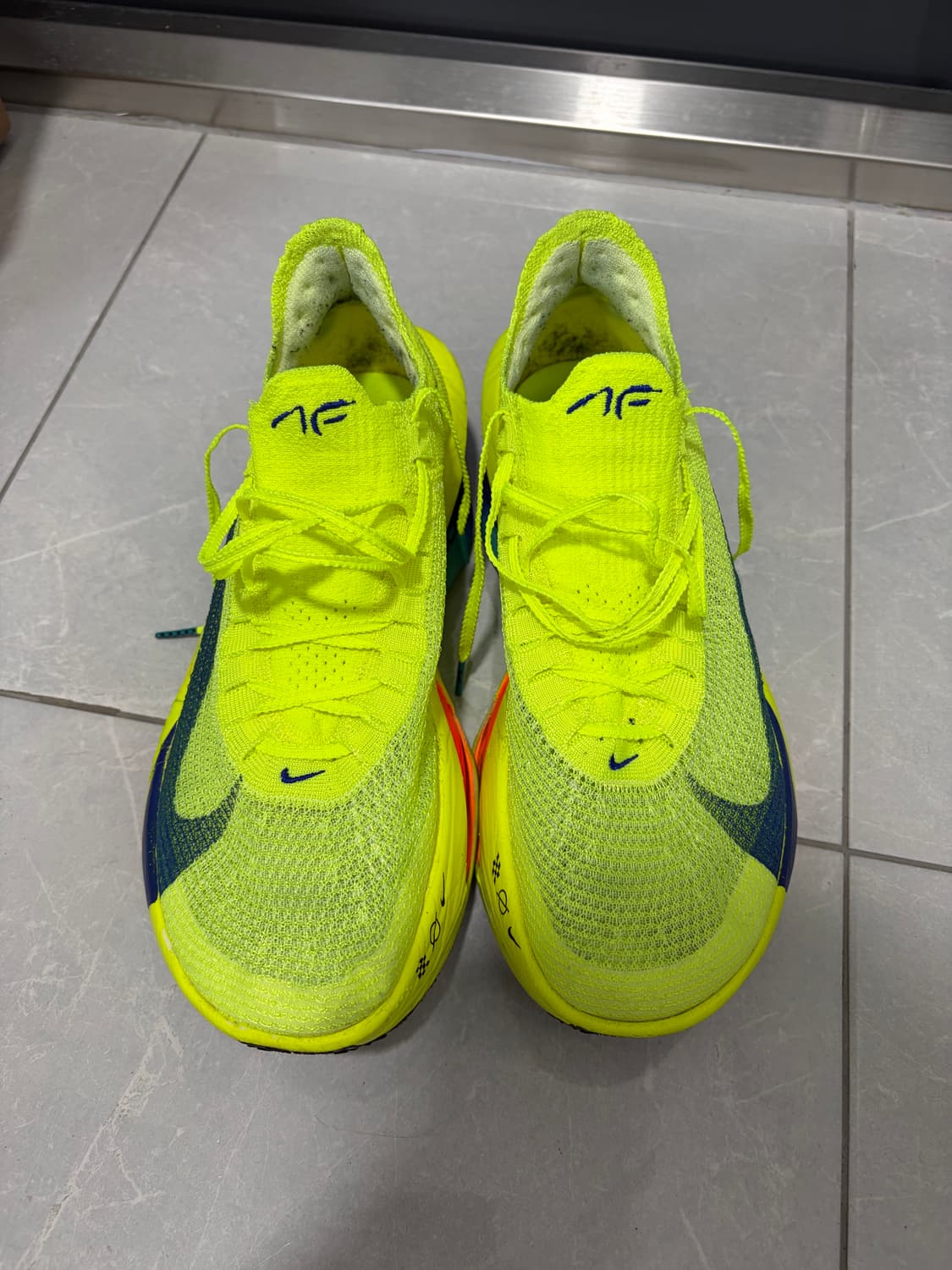 나이키 알파 플라이 볼트 컬러 상품이미지5