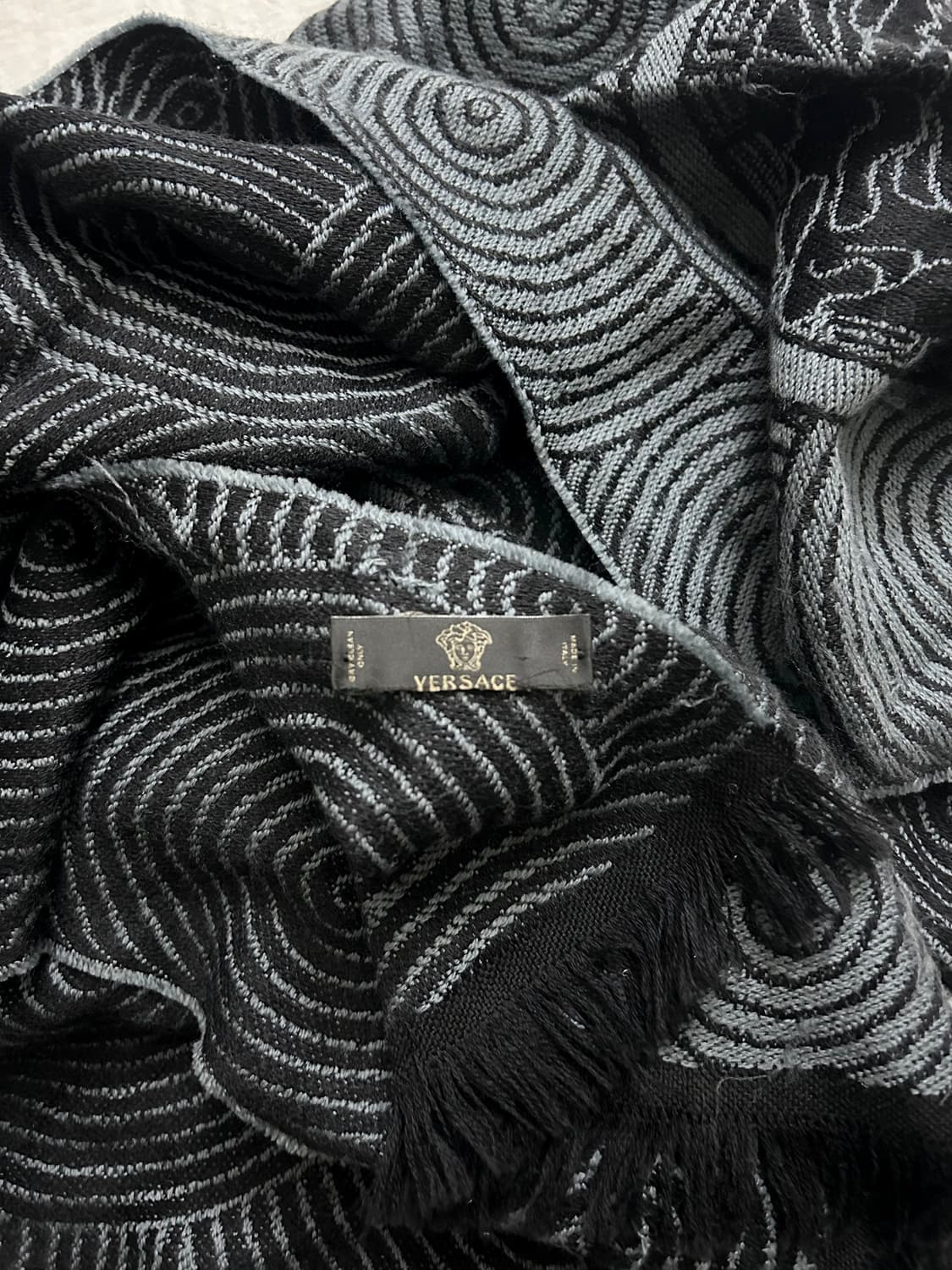 베르사체(Versace) 메두사 머플러 상품이미지5