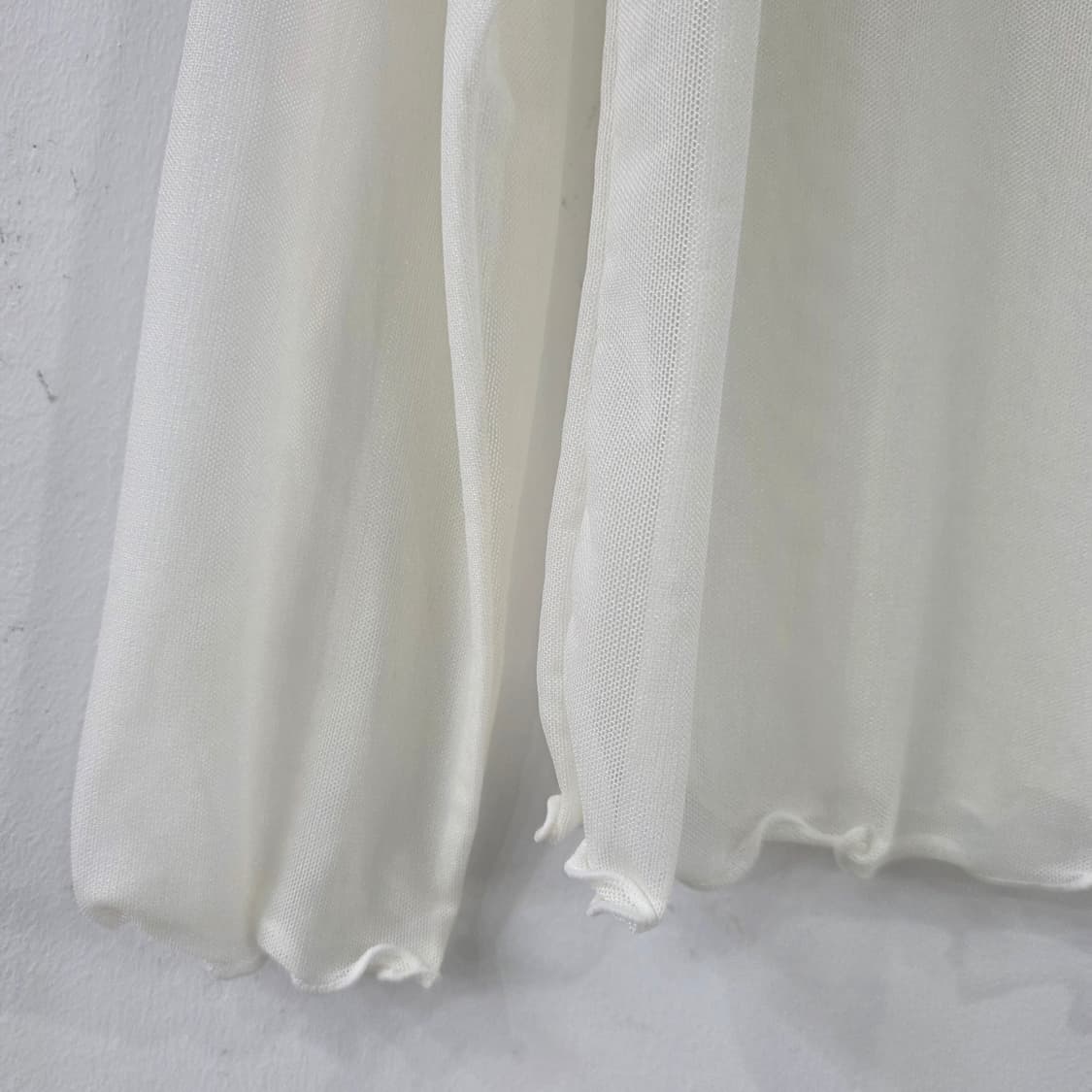 오프화이트 시스루 레이어드 티셔츠 상품이미지5