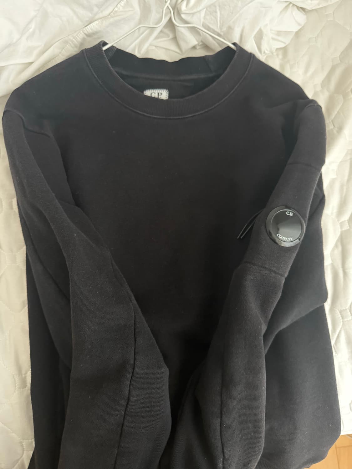 Cp컴퍼니 맨투맨 상품이미지1