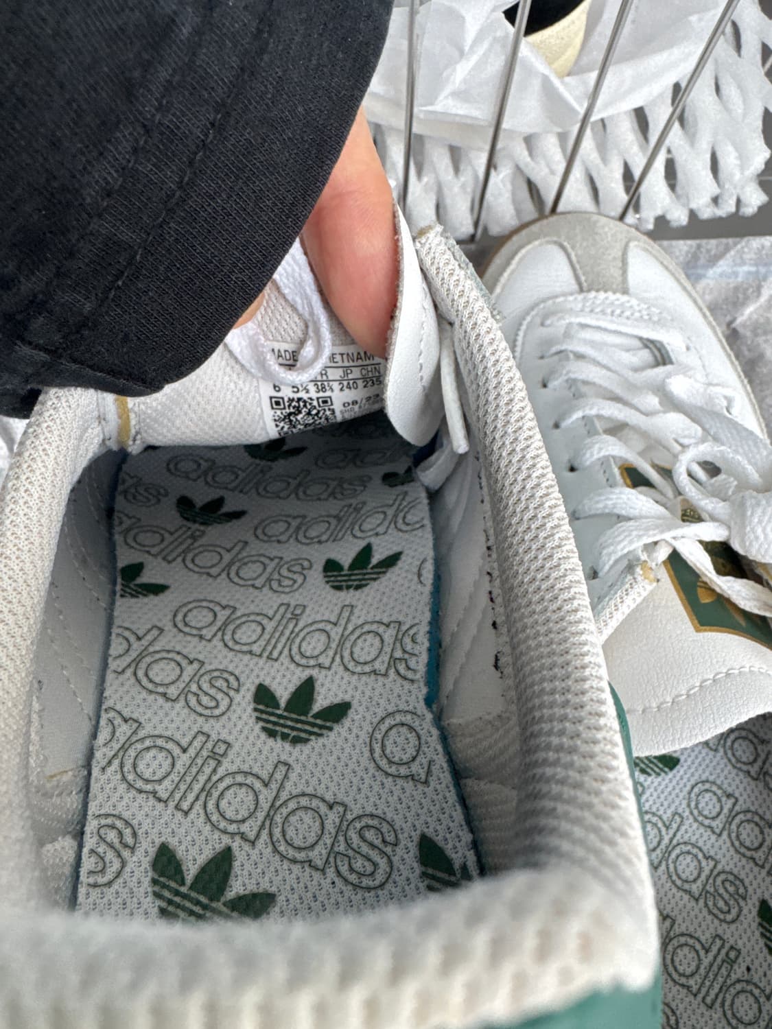 (240)아디다스 JEANS 스니커즈 흰/녹 상품이미지6