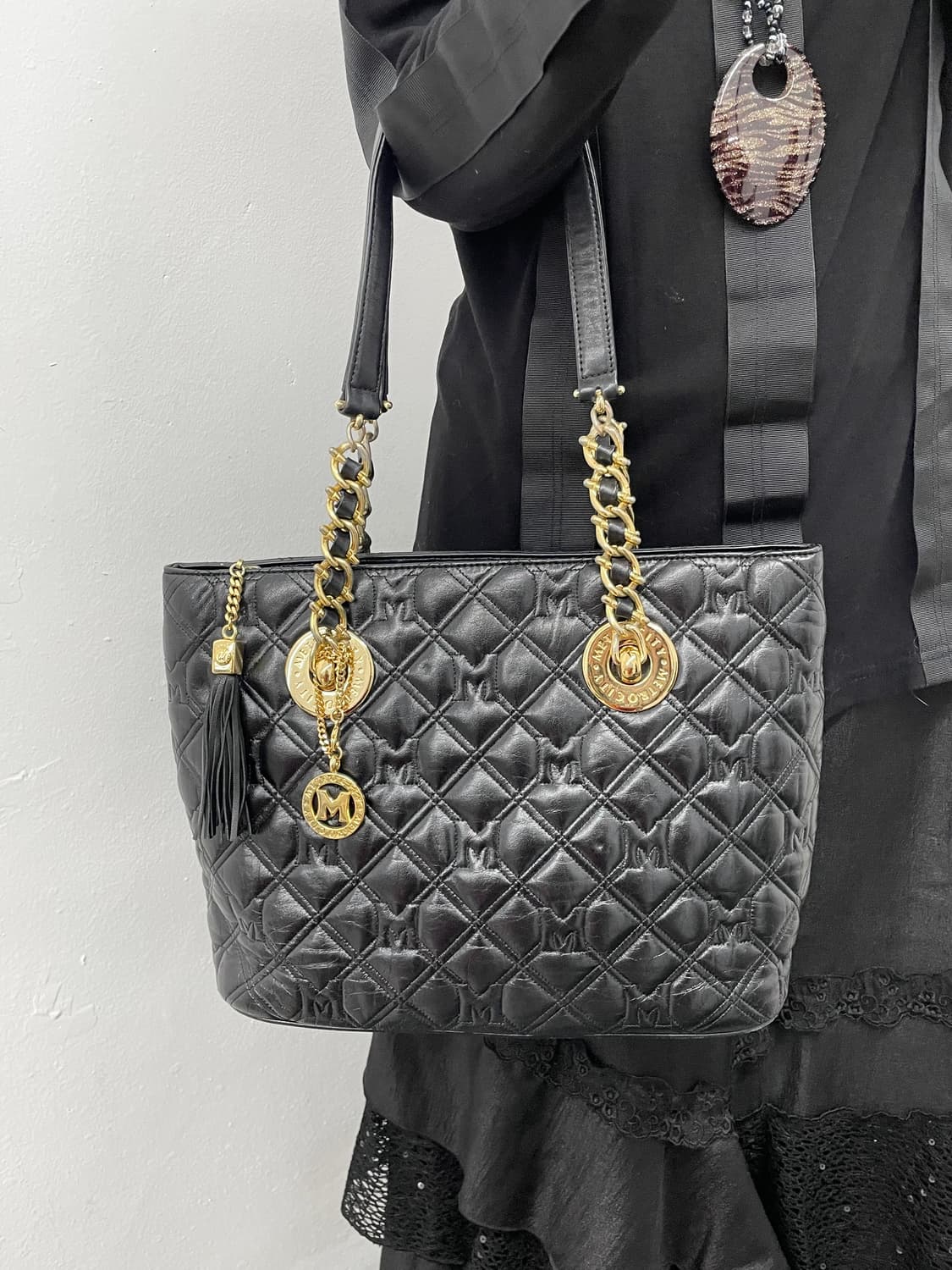 메트로시티 갸루 퀼팅 체인 태슬백  상품이미지5