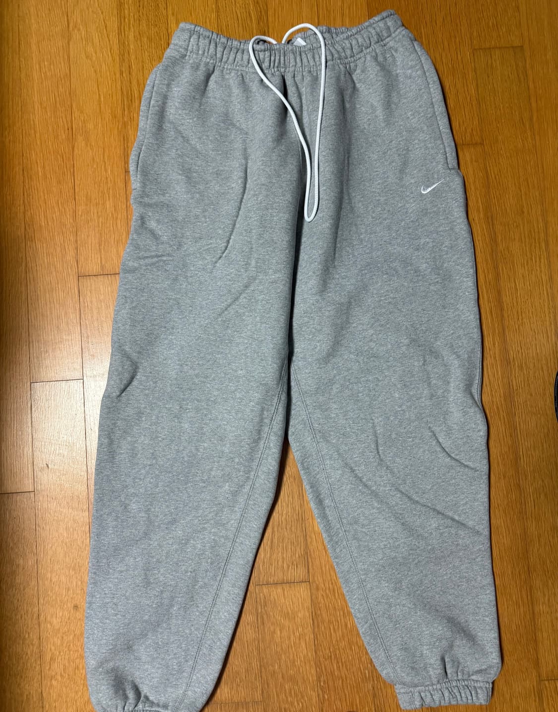 [해외S] 나이키 솔로스우시 스웻팬츠 상품이미지1