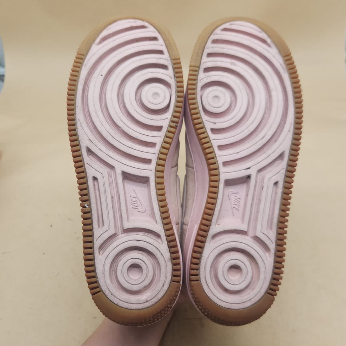 나이키 에어포스1 업스텝 스웨이드 운동화 280 상품이미지3