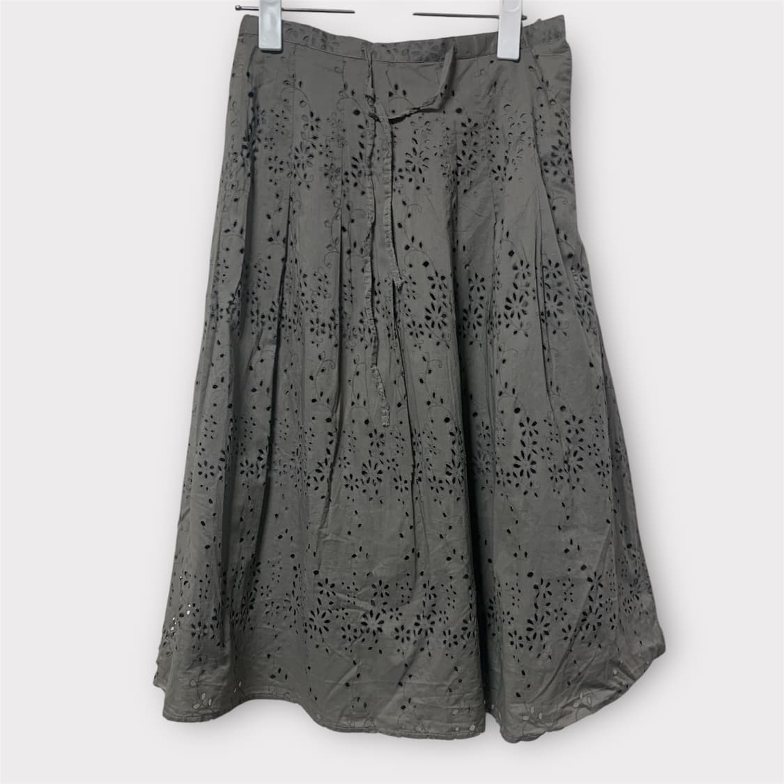 카키 펀칭 스커트 상품이미지2