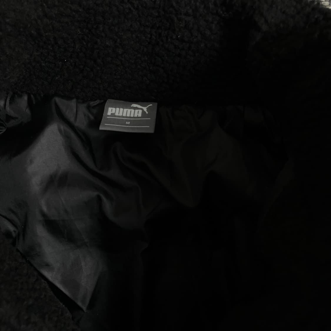 퓨마 자수로고 덕다운 푸퍼 쉐르파 플리스 패딩 블랙o 5054 상품이미지4