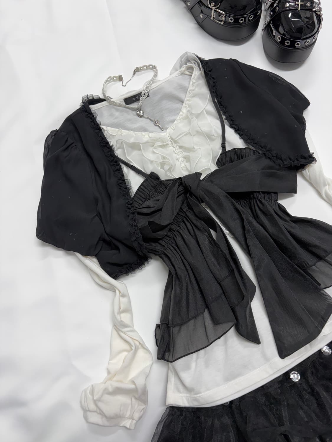 공겜여주 블랙 앤 화이트 로맨틱고스 3pcs 세트🖤 상품이미지7