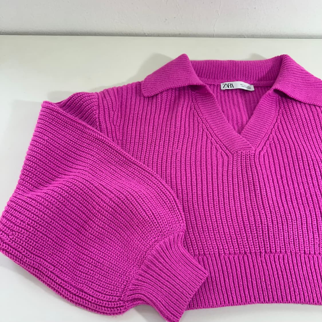 우먼M-L 자라 분홍 브이넥 크롭 카라니트 상품이미지2