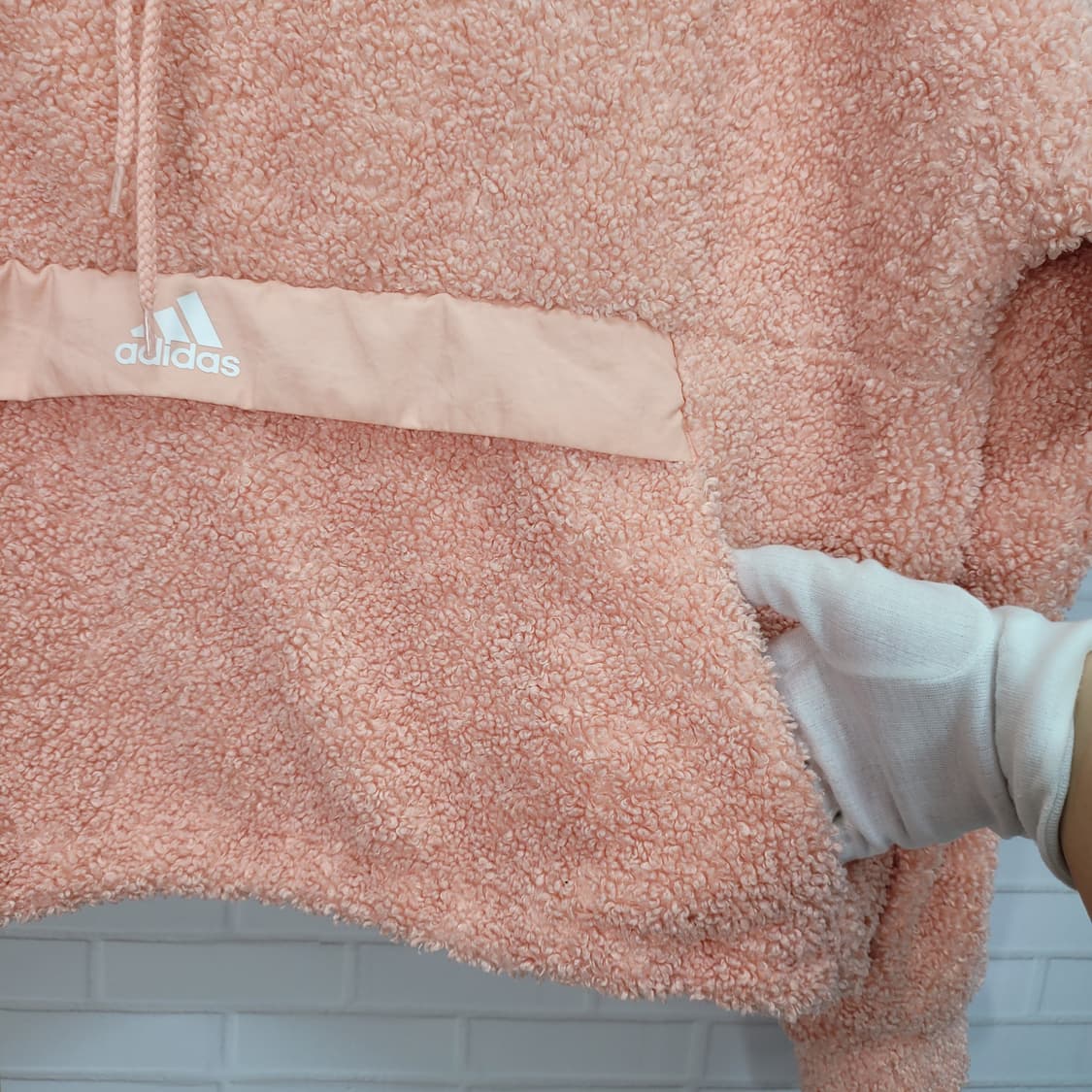 아디다스 플리스 방풍 하이넥 뽀글이 후리스 스웨터 거의새옷 M사이즈 상품이미지3