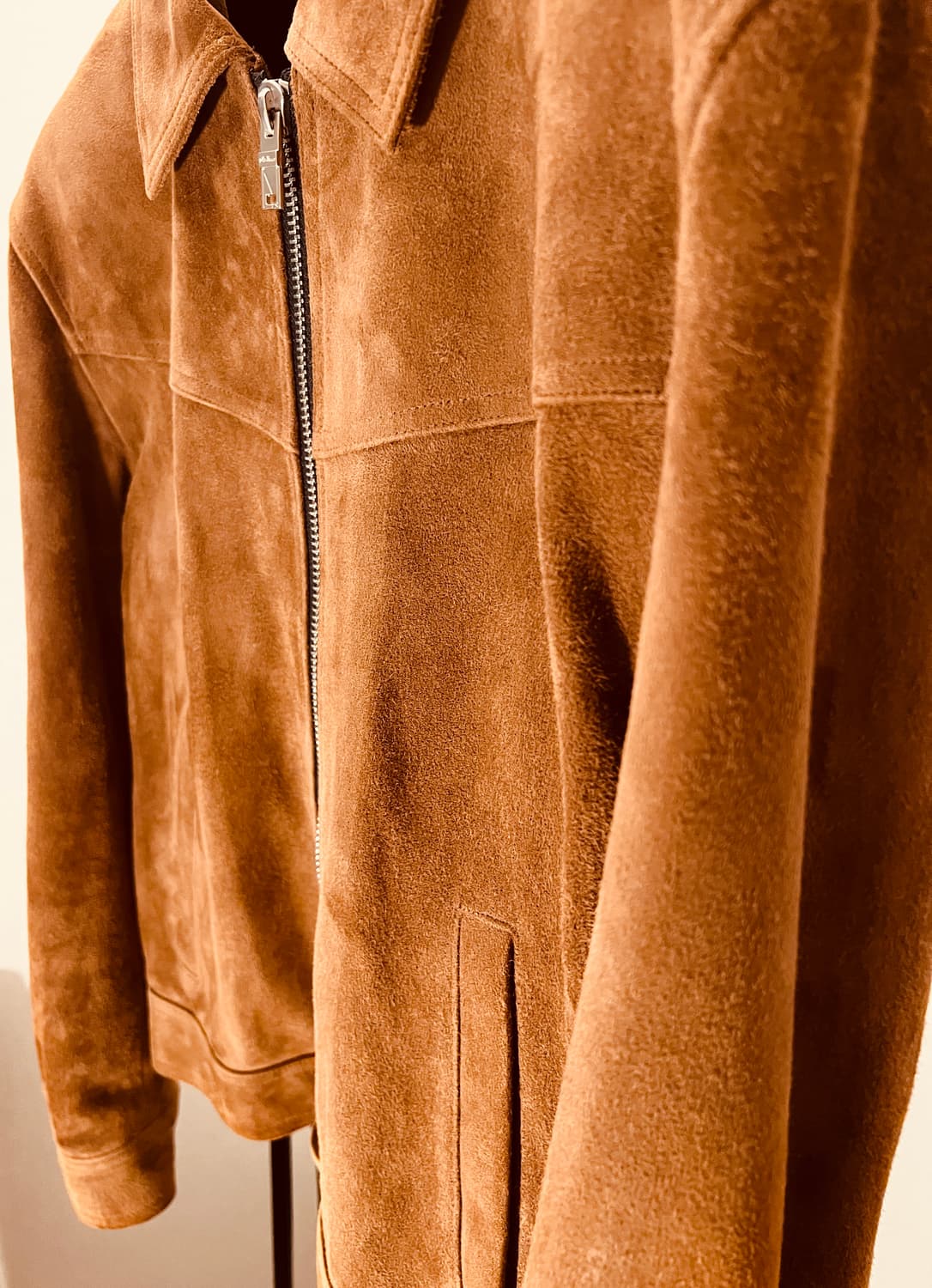 느와르라르메스 가죽 스웨이드 자켓 46 판매 상품이미지2