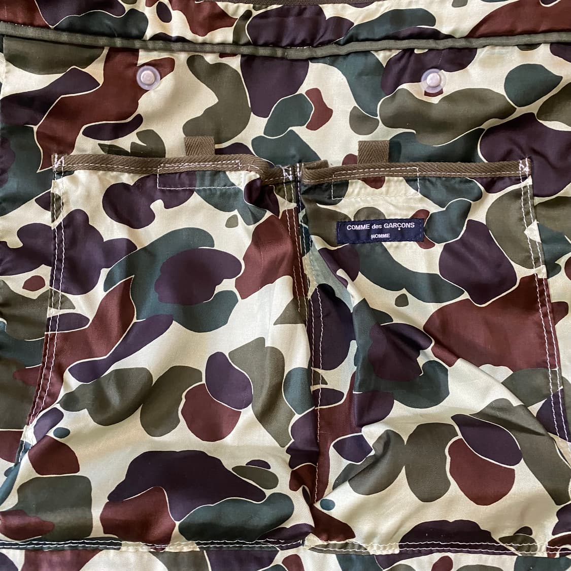 꼼데가르송 카키색 캔버스 토트백 상품이미지9