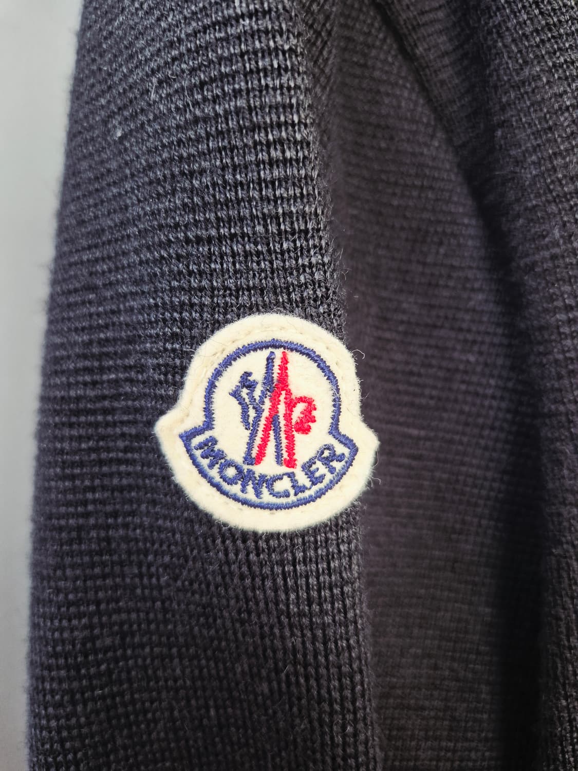 몽클레어 니트패딩 21fw 사이즈m(상태S급) 상품이미지3