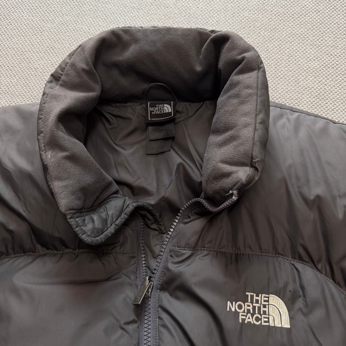 노스페이스 550 실버 브라운 패딩 상품이미지2