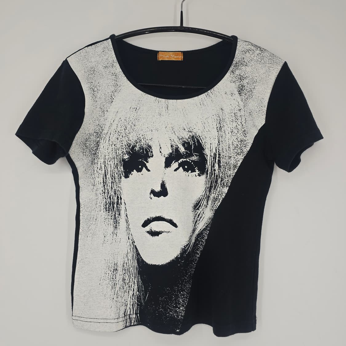 Y2K 얼굴 프린팅 반팔 티셔츠 블랙/화이트 상품이미지1