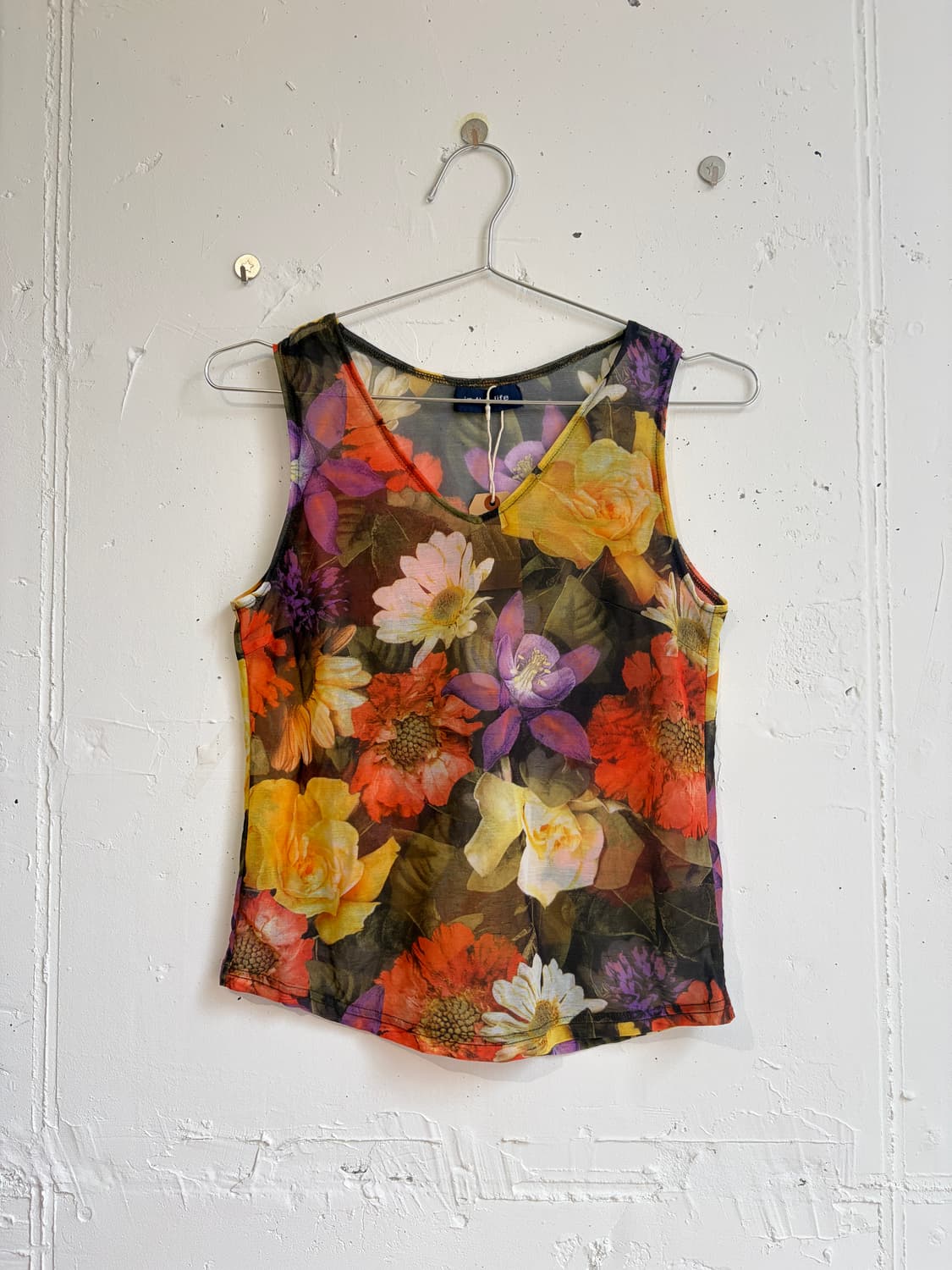 In this life sleeveless 상품이미지1