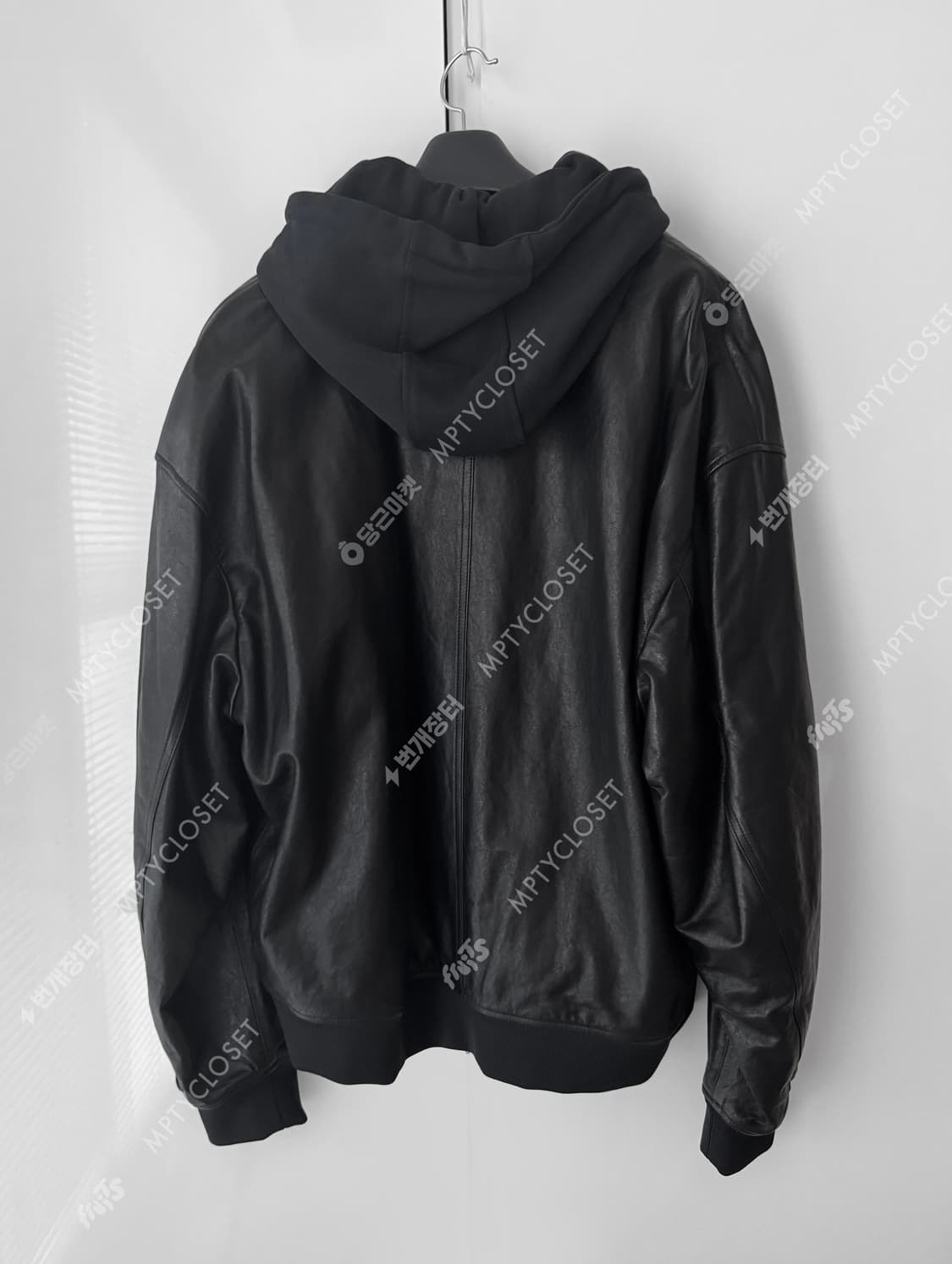 [L] 질스튜어트 뉴욕 램스킨 가죽 후드 MA-1 마원 점퍼 상품이미지3