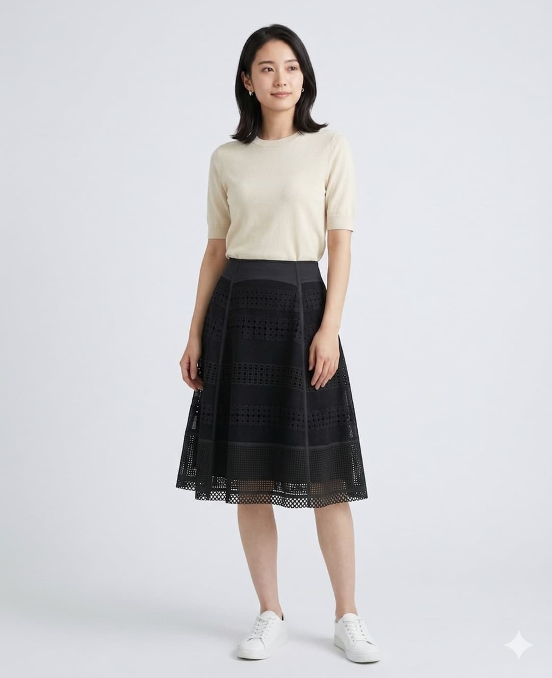 🌸 봄하객룩 | 티렌 블랙 펀칭 플레어 미디 스커트 55 | 고급스러운 상품이미지1
