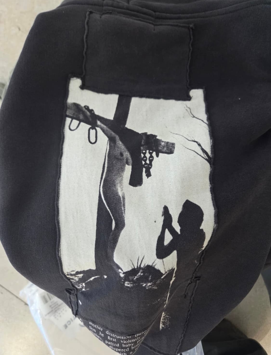 L) erd artist defends assemblage hoodie 상품이미지3