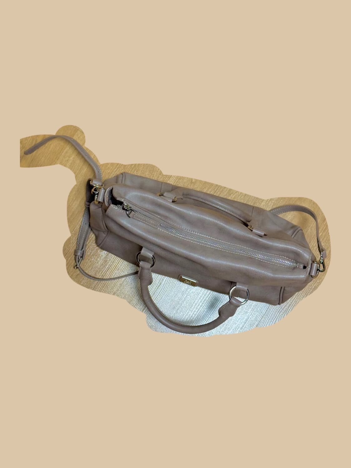 락케이크 스퀘어 로고 사첼백 상품이미지6