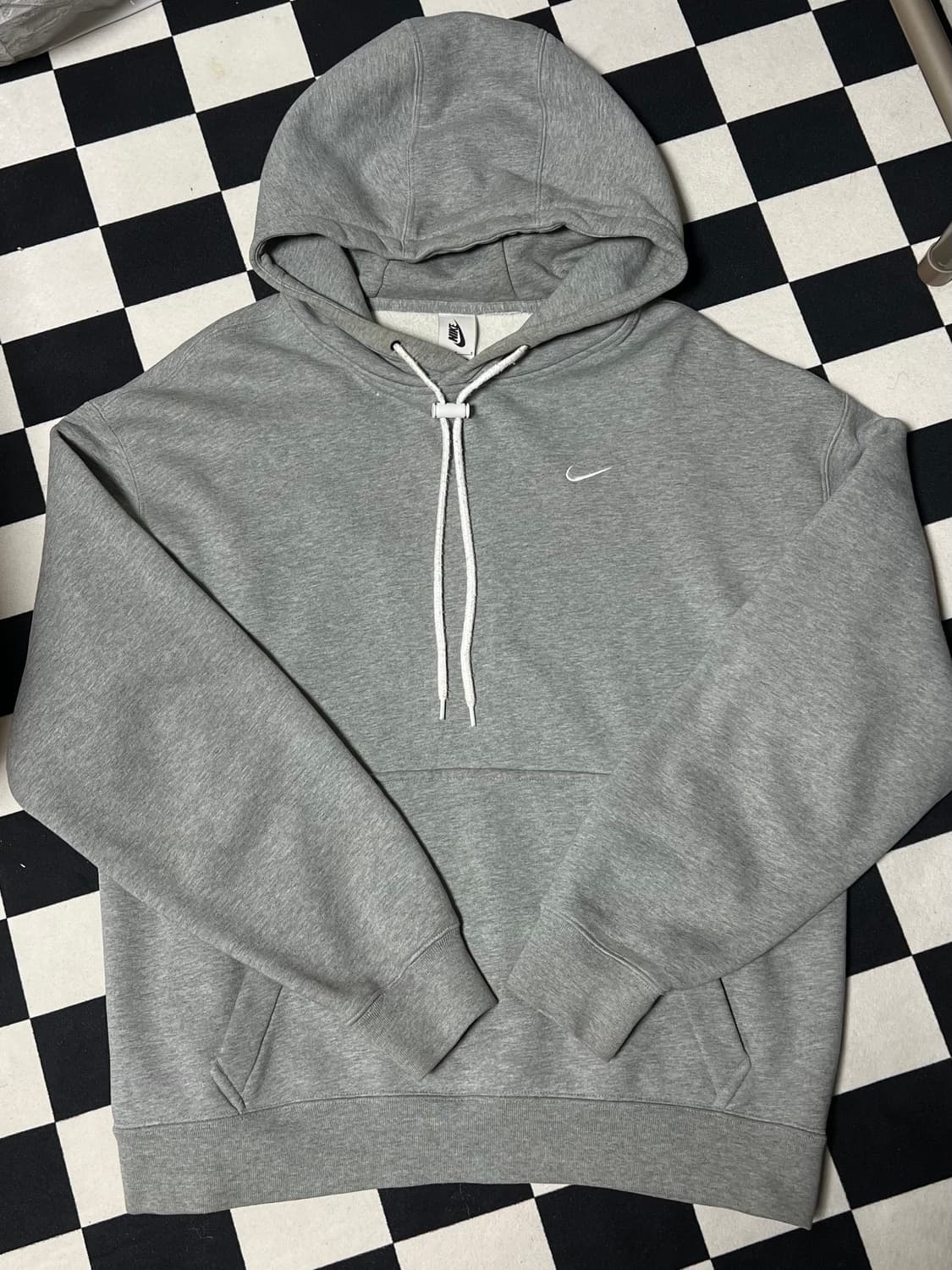 [L] 나이키 NRG 솔로 스우시 후드티 그레이 해외판 상품이미지2
