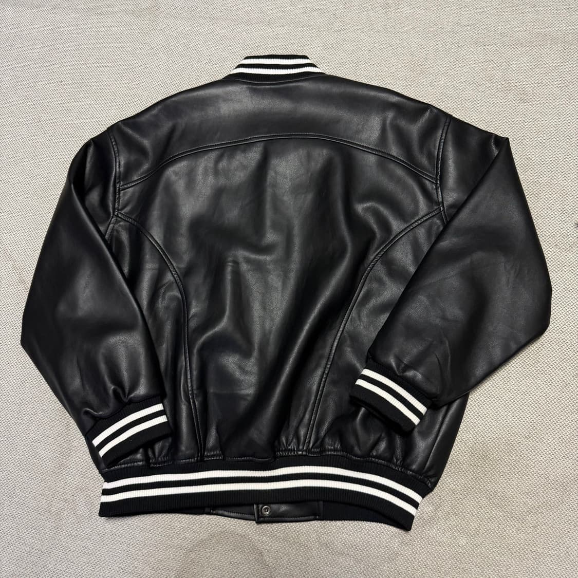 TAKEASY 테이크이지 레더 바시티 자켓 상품이미지5