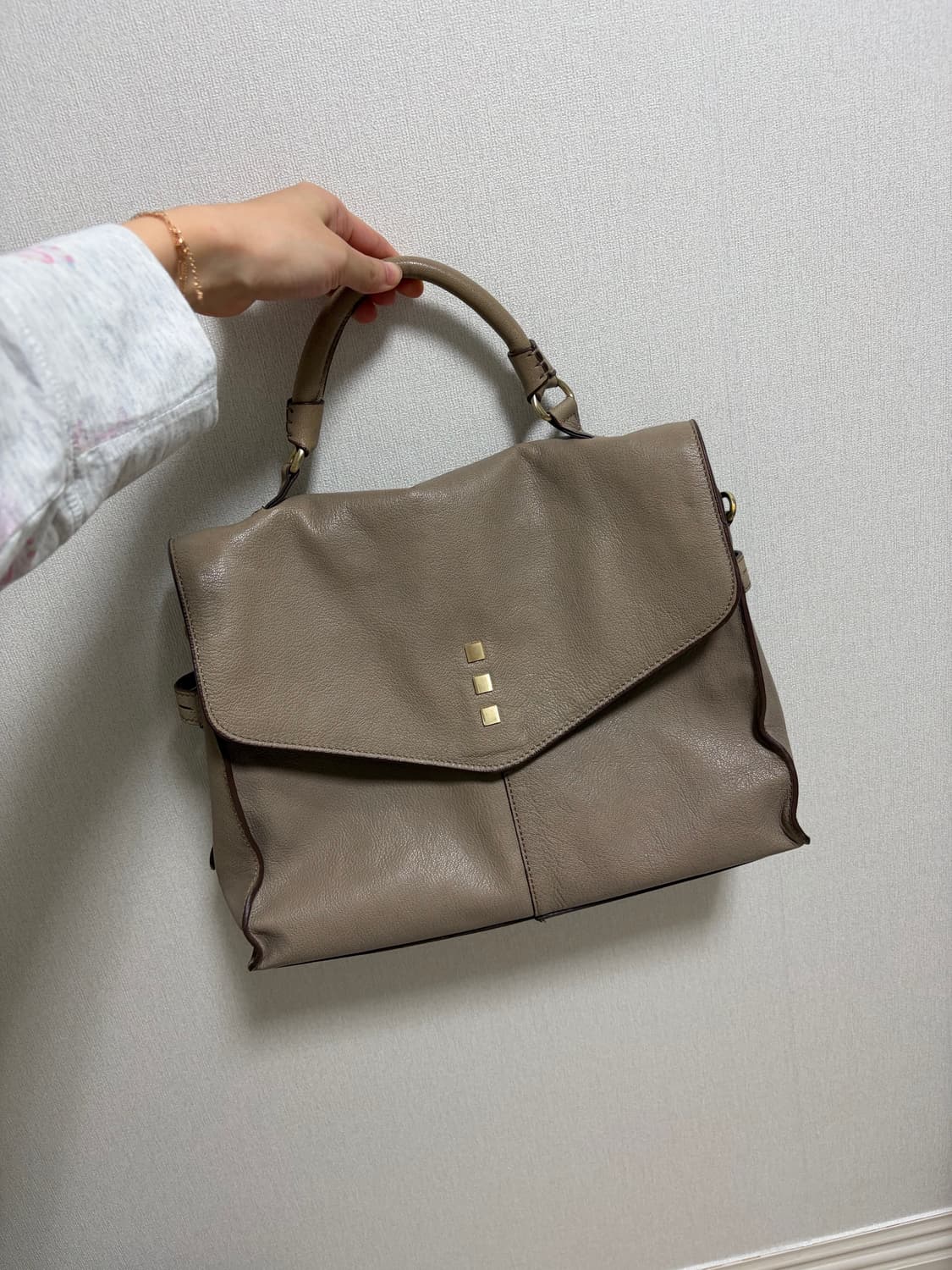 모르간 여성 가죽 가방 토트백 베이지 타프 morgan 상품이미지1