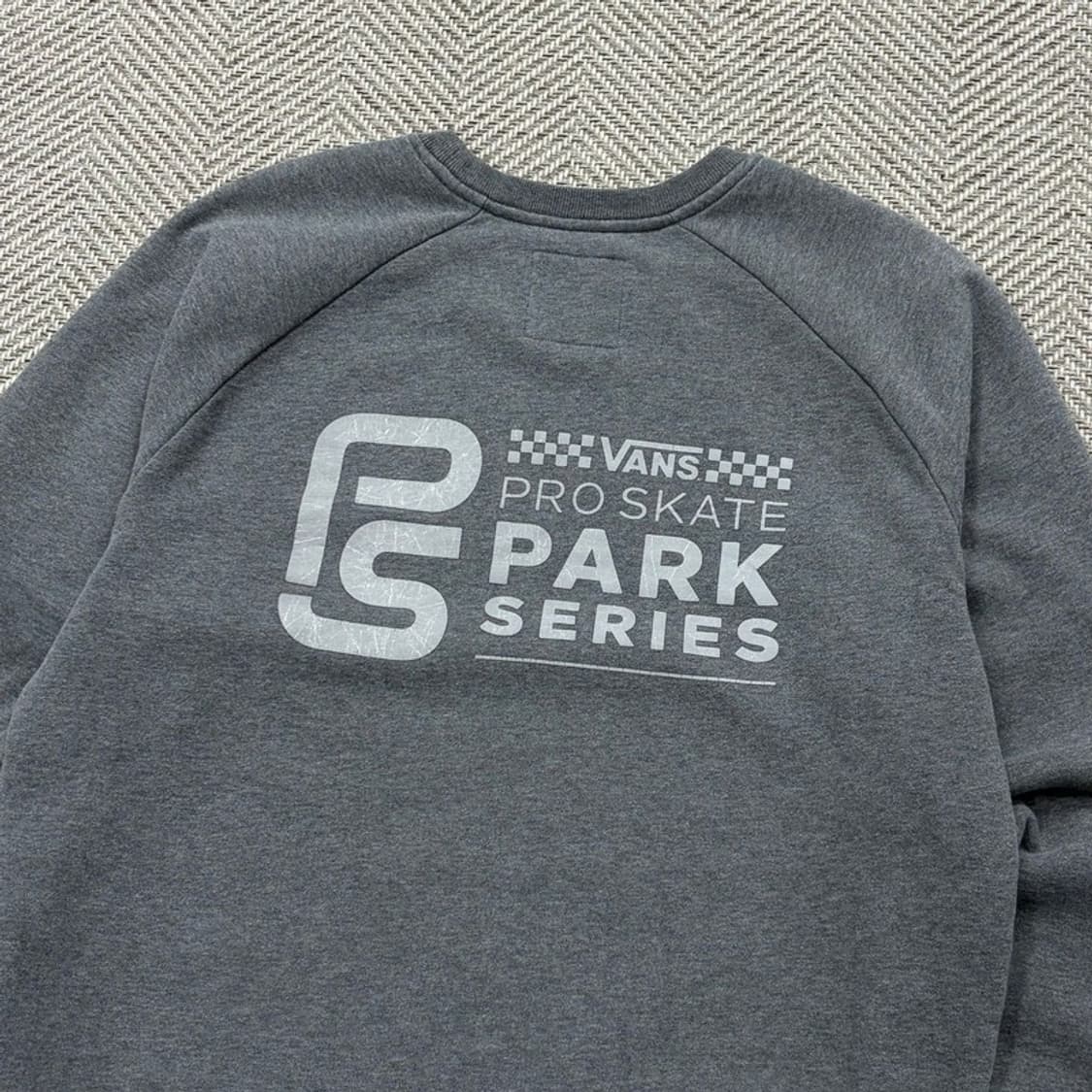 반스 베이직 로고 맨투맨 v2115 상품이미지4