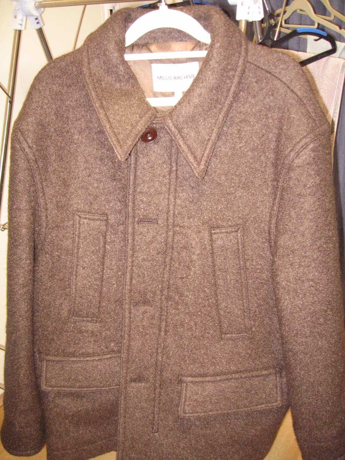 밀로아카이브 25FW 하프코트 상품이미지1