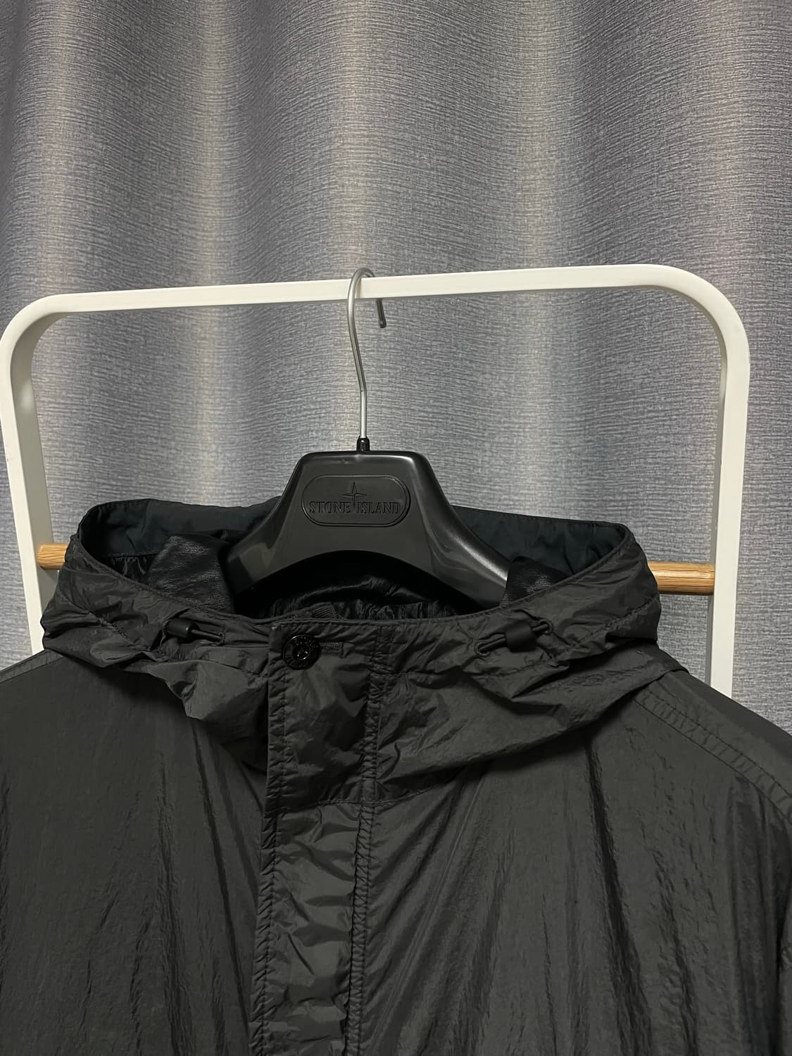 25ss xl 스톤아일랜드 크링클랩스 바람막이 상품이미지2