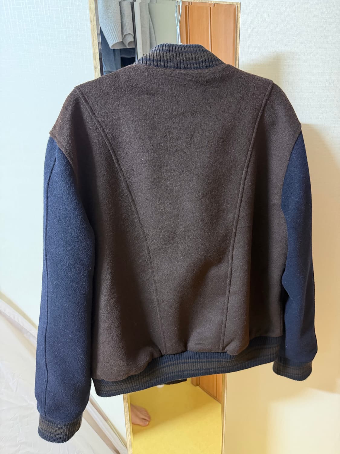 더콜디 바시티 자켓 상품이미지3