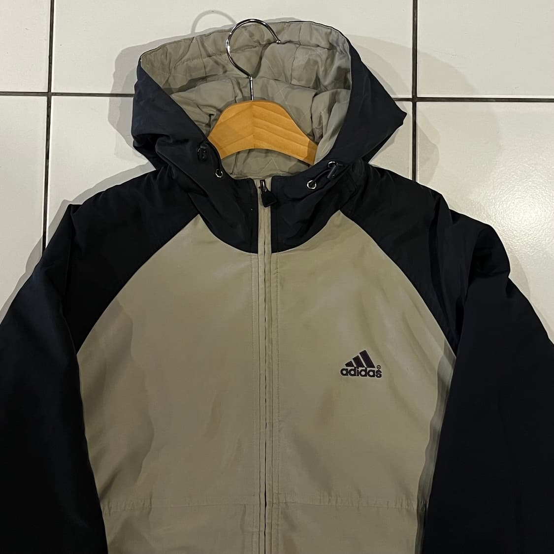 아디다스 올드스쿨 누빔 배색 후드점퍼 상품이미지2