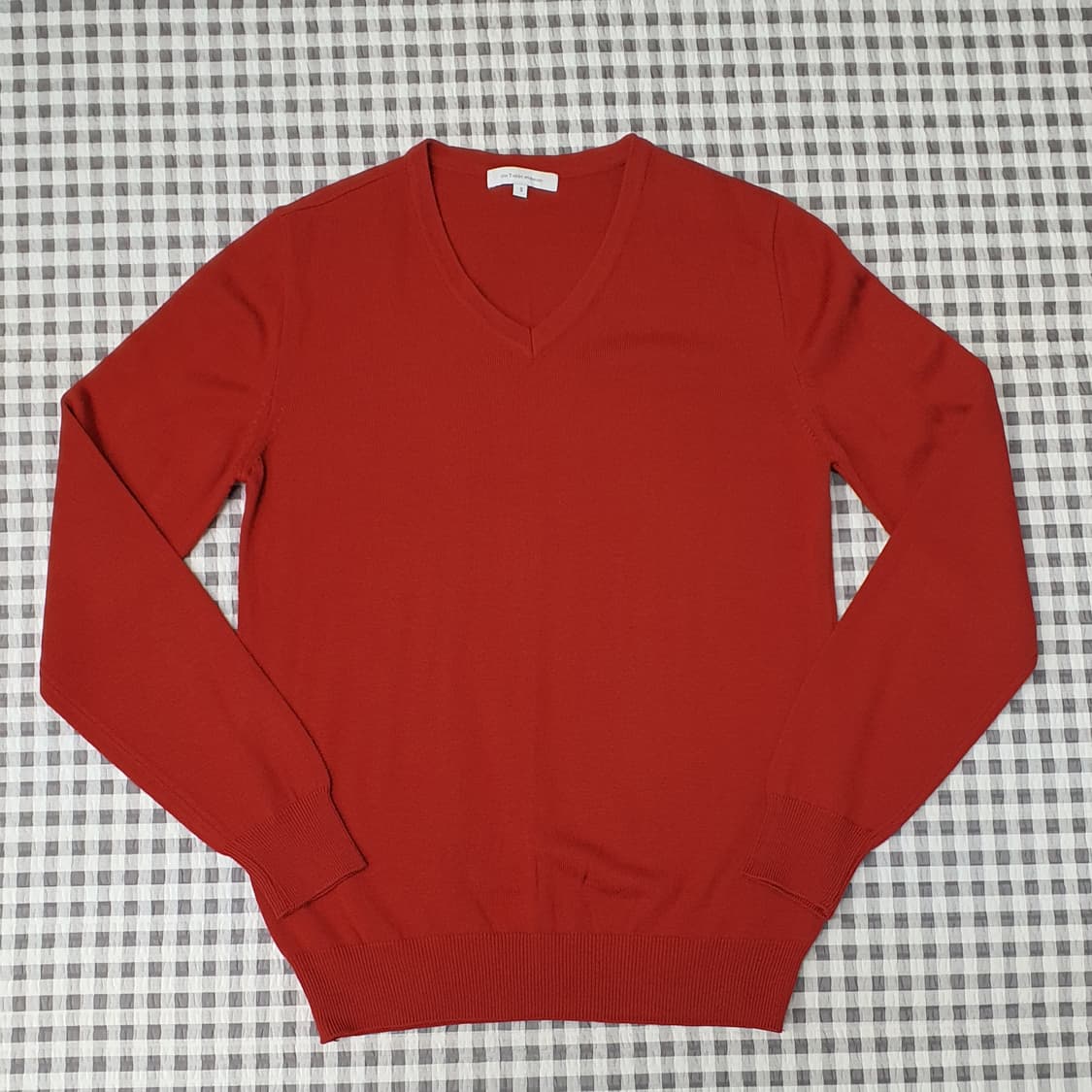 더티셔츠뮤지엄울 캐시비어 브이넥 얇은 니트 남자95 상품이미지1