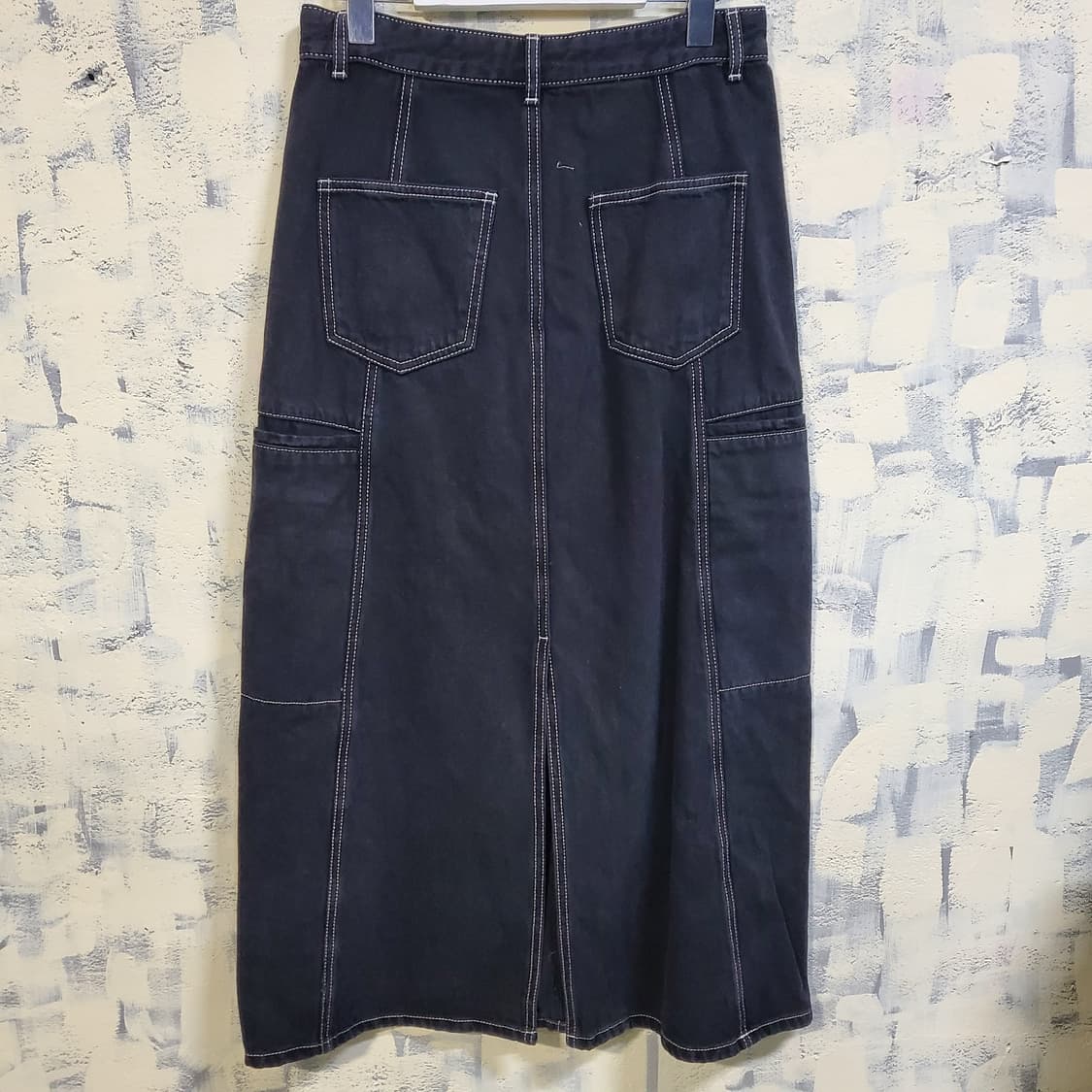 에잇세컨즈 여성 카고 흑청 데님 스커트  상품이미지2