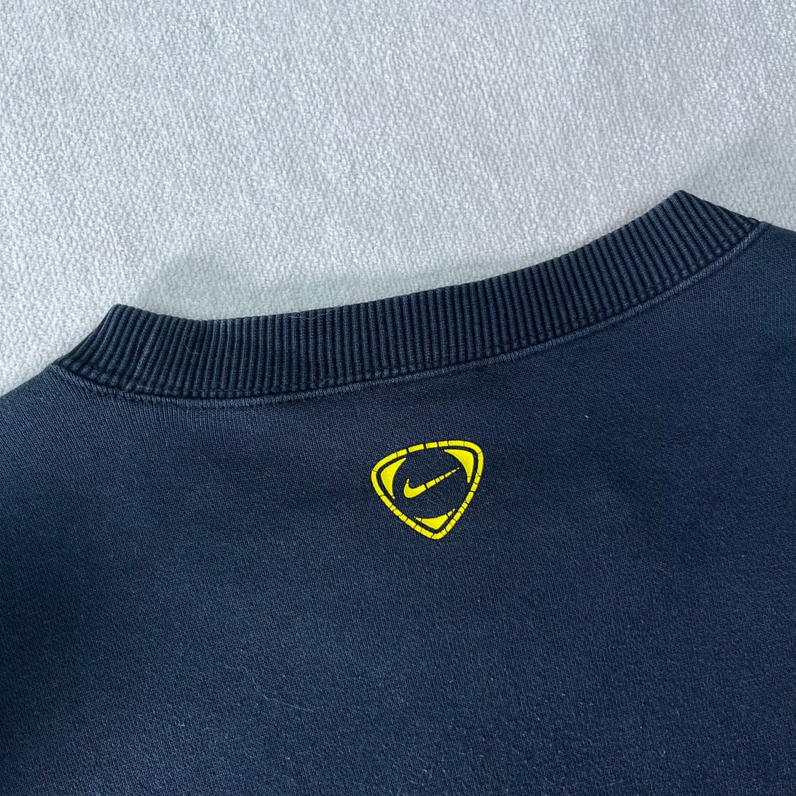 105 02s 나이키 인테르 헤비 맨투맨 상품이미지4