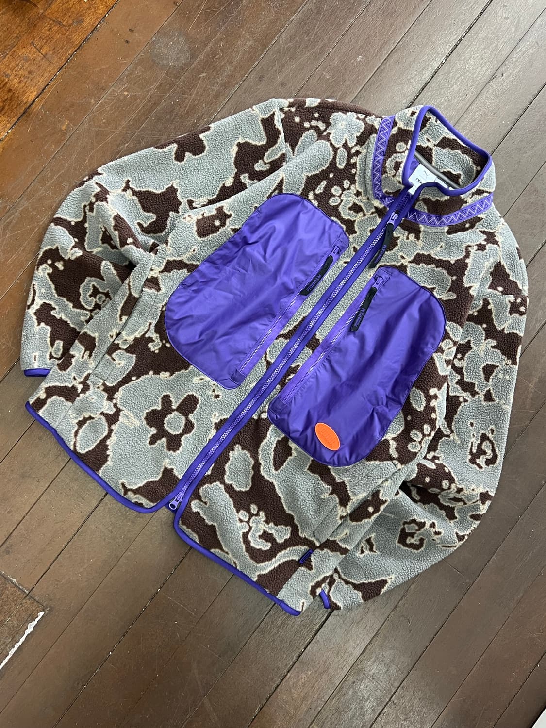 퓨마 x PAM 콜라보 후리스 상품이미지2