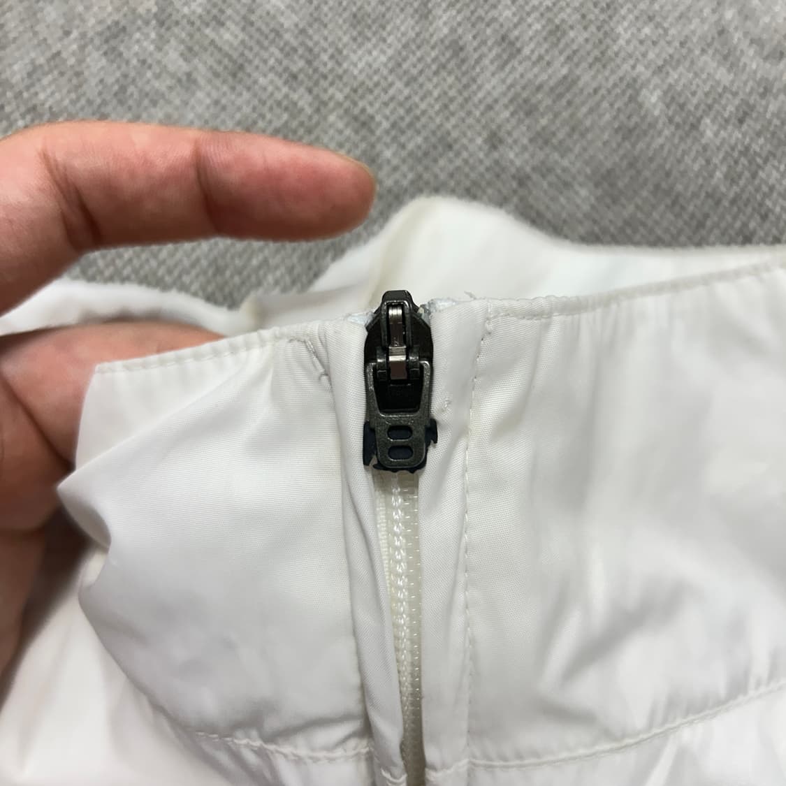 나이키 흰빨 티엠포 올드스쿨 바람막이(XL) 상품이미지4