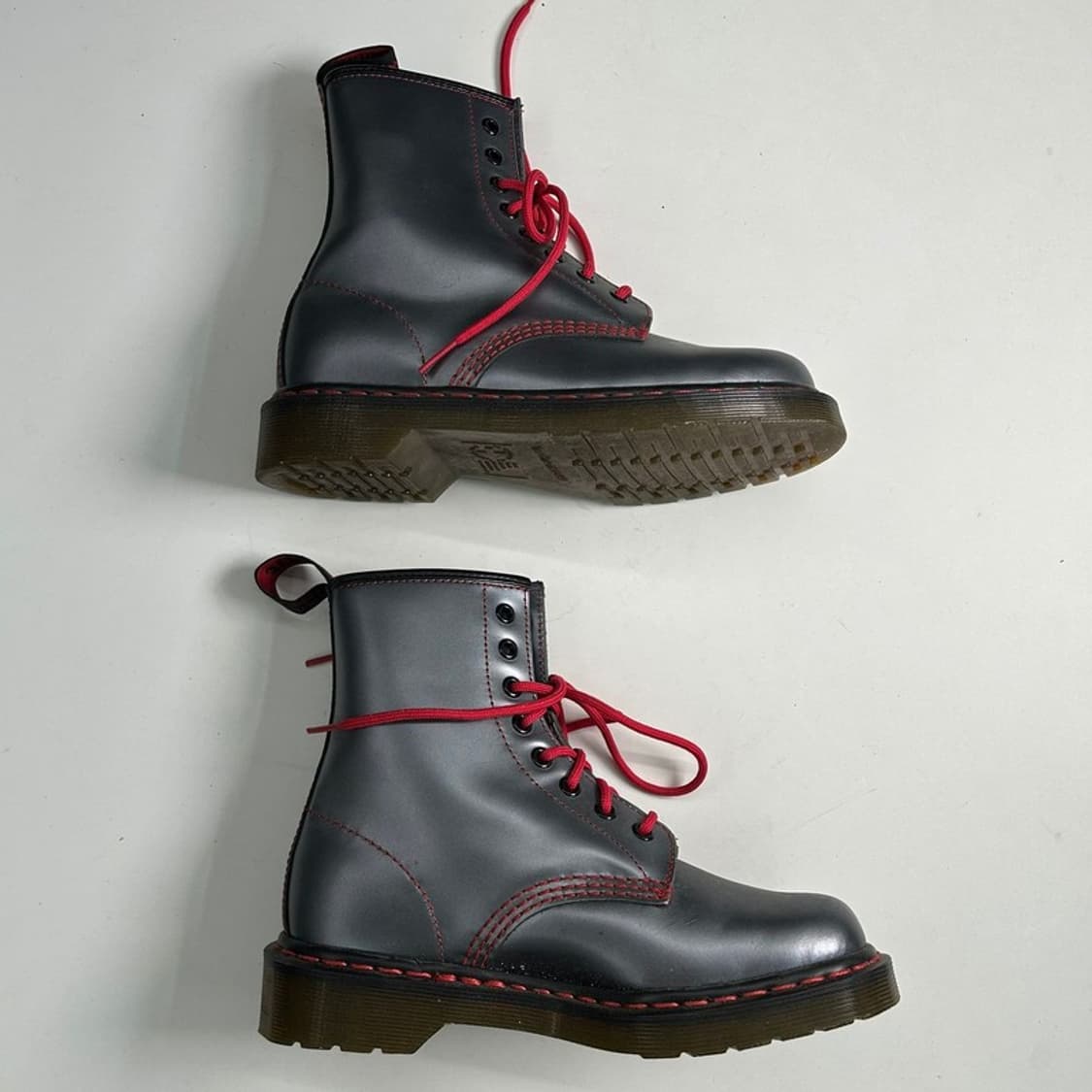 DR. MARTENS 1460 메탈릭 부츠 블랙 UK4 상품이미지3