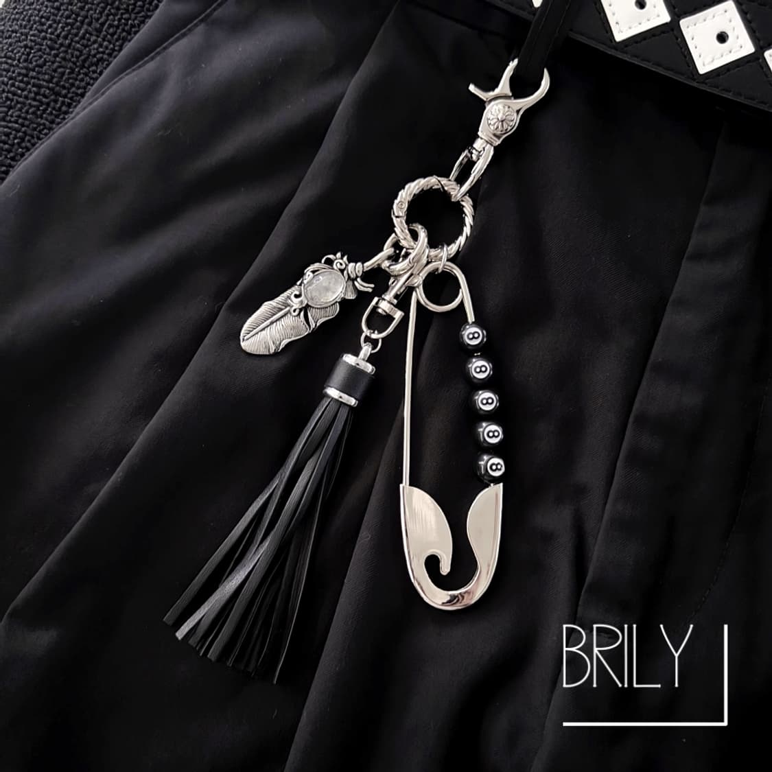 [Unisex] AMY 깃털 오닉스 태슬 8볼 라지 클립 키링 열쇠고리 상품이미지2