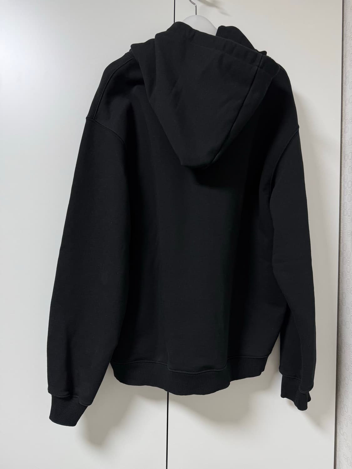 더콜디스트모먼트 polar rabbit 후드티 상품이미지2