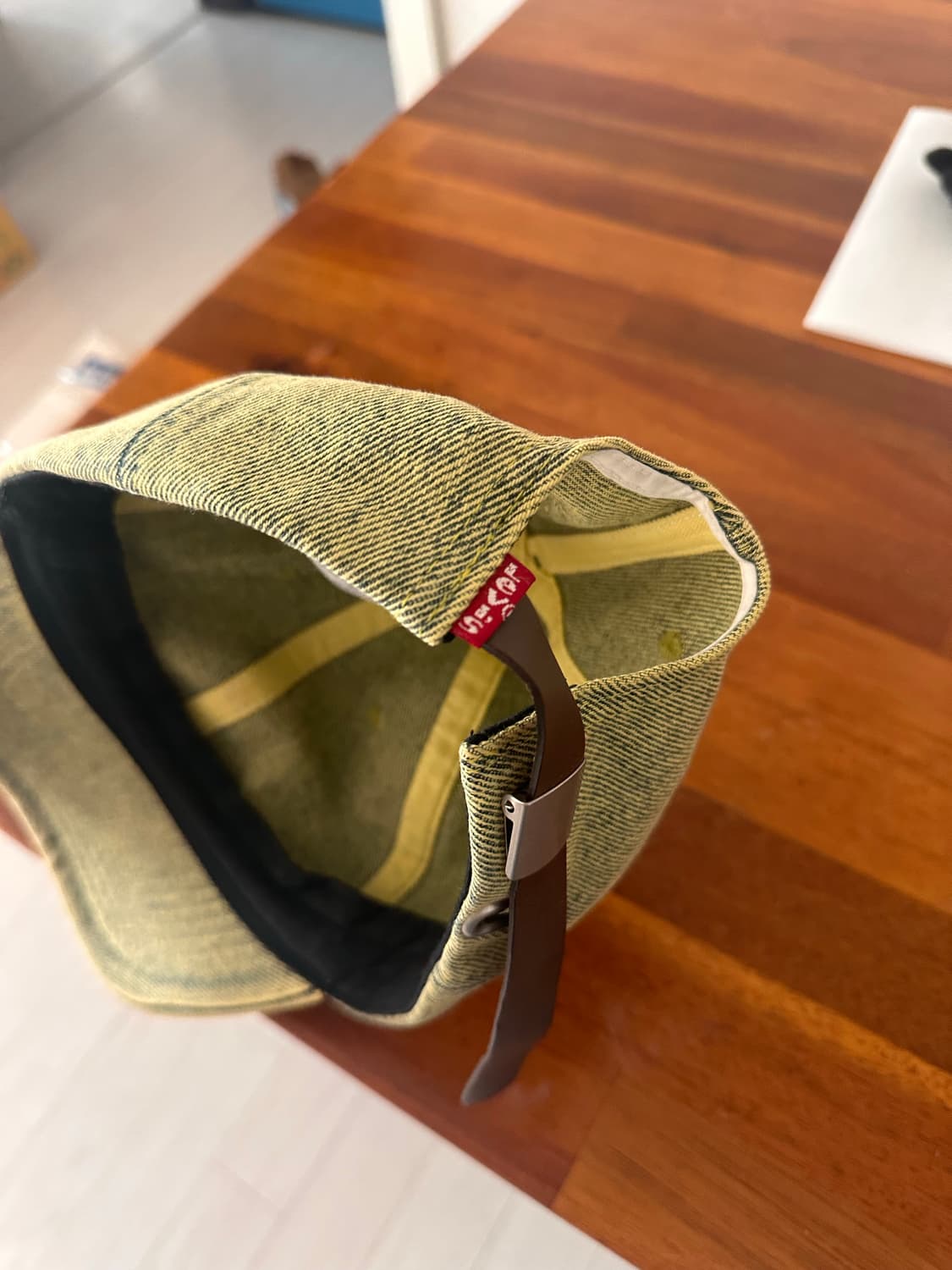 리바이스 에센셜 모자 팝니다 상품이미지3