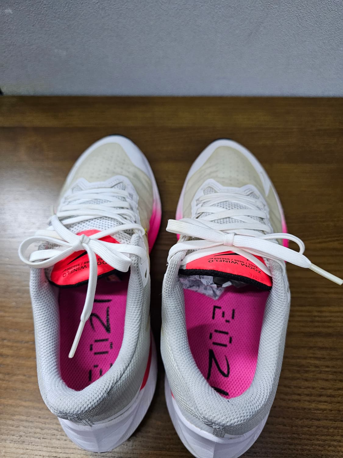 나이키 줌 윈플로 8 '화이트 브라이트 크림슨 상품이미지7